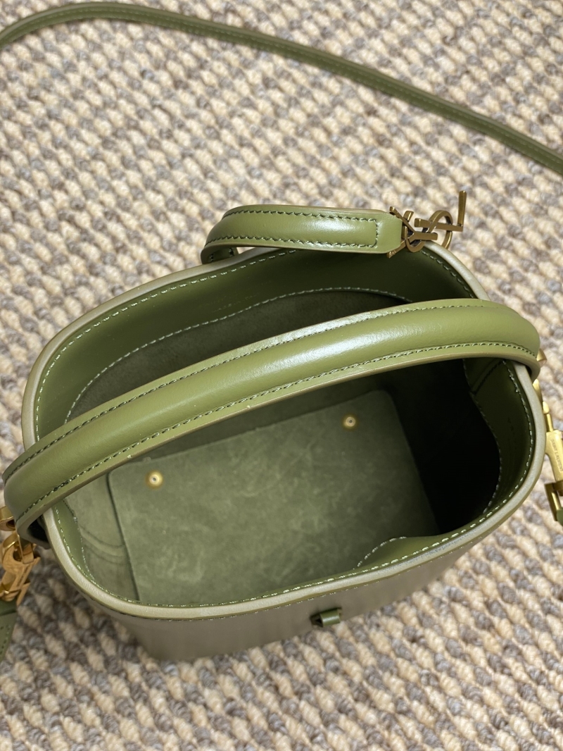 Y51 top handle bags